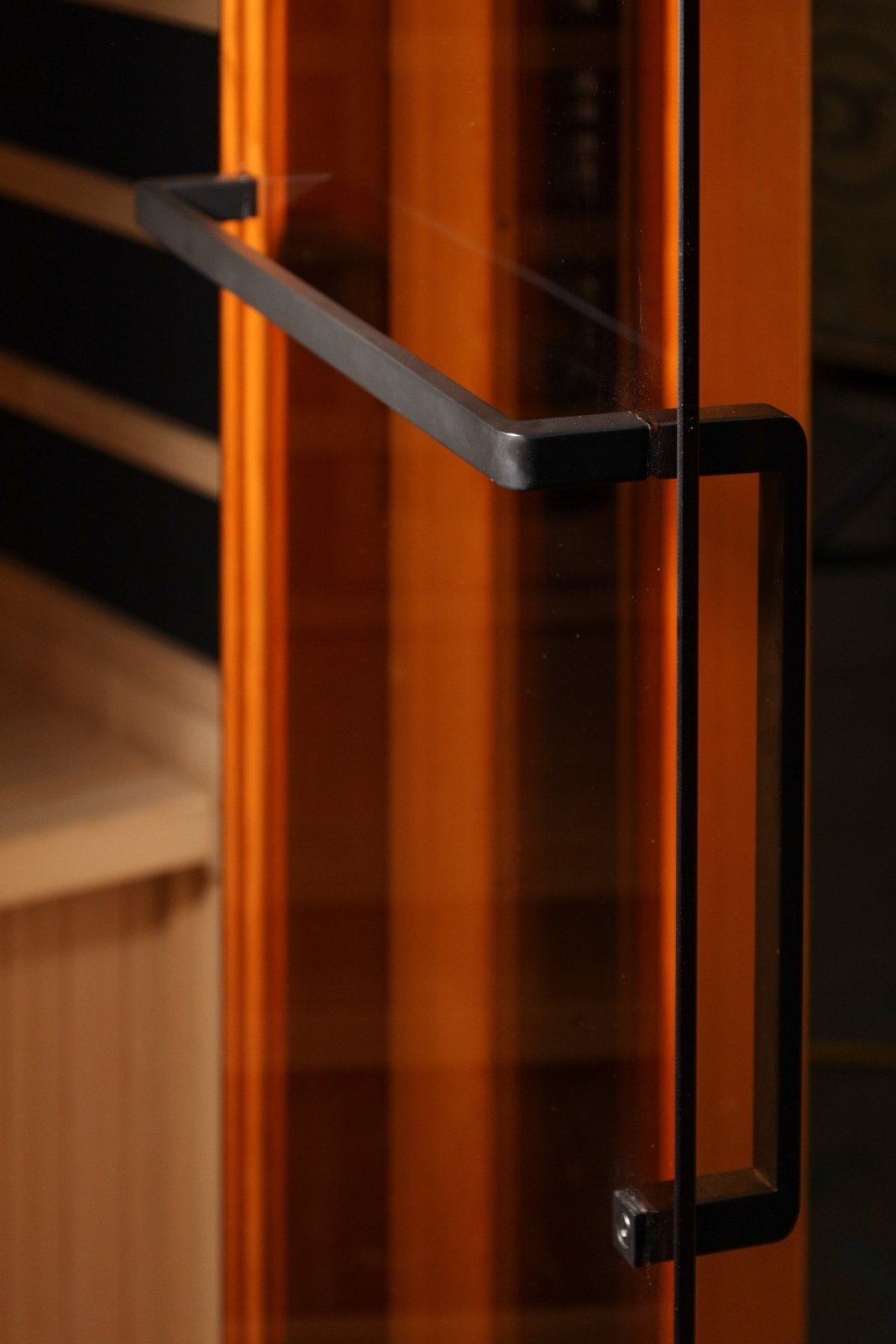 Full Spectrum Reserve Edition Infrared Sauna β Near Zero EMF with Himalayan Salt Bar (GDI-8020-03)